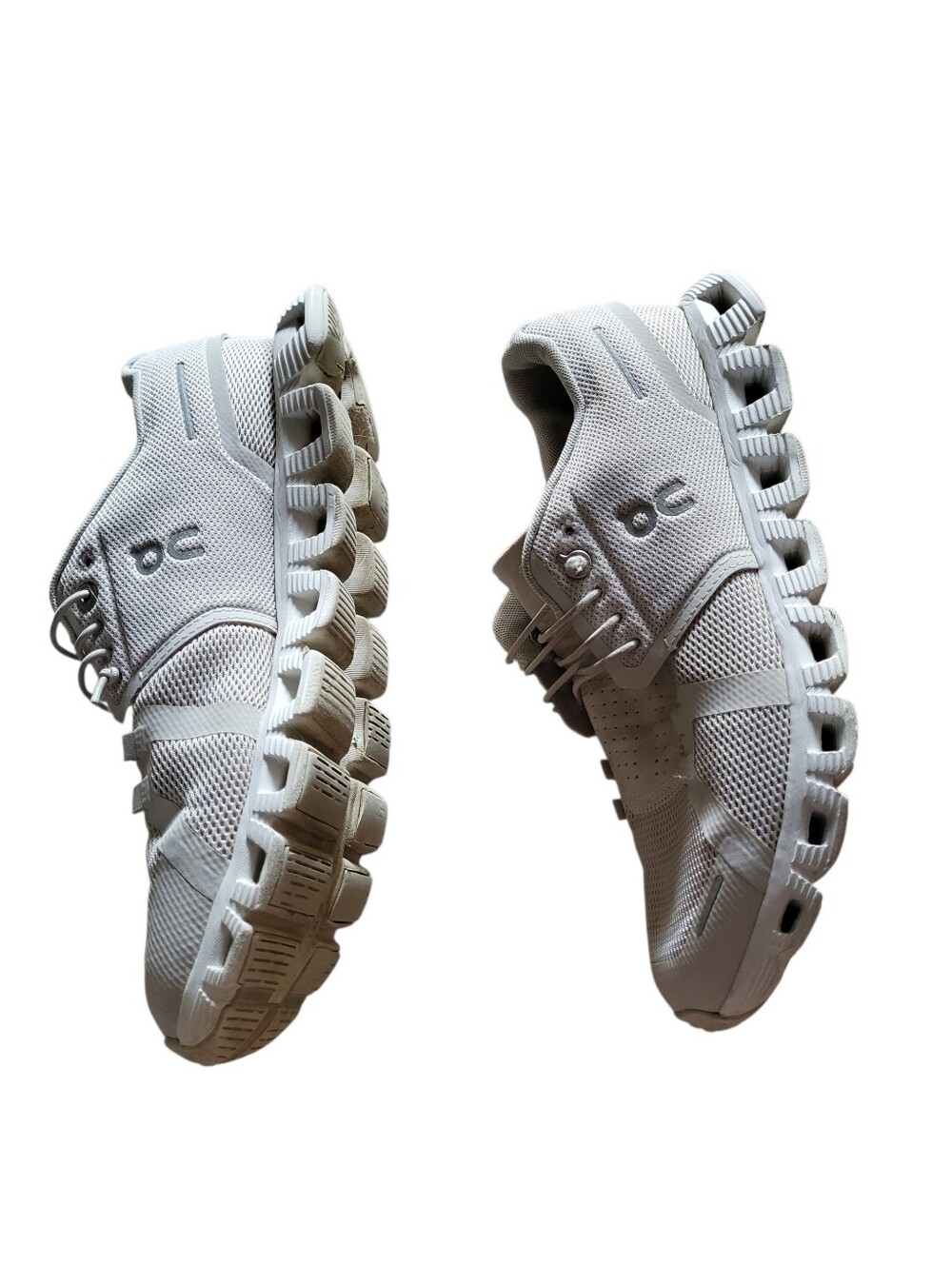 On Cloud 5 Running Shoes White / White 59.98773 Casual Sneakers Women's US 8.5 - Picture 4 of 7